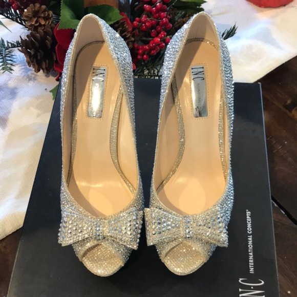 INC Rhinestone Bow Platform Dress Shoe - Picture 6 of 8